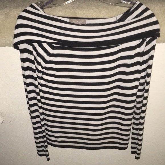 Tops - Picture 3 of 8